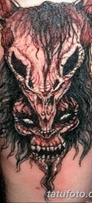 fotó egy kecske koponya tetoválásról, keltezve 2017. 09. 20 -án №018 - kecske koponya tetoválás -