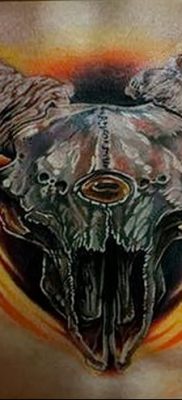 fotó egy kecske koponya tetoválásról, keltezve 2017. 09. 20 -án №061 - kecske koponya tetoválás -