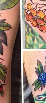 fotó egy áfonyás tetoválásról, kelt 2017.08.21. 117. szám - Áfonyatetoválás -