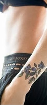 fotó áfonyás tetoválásról, kelt 2017.08.01. №030 - Áfonyás tetoválás -