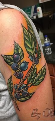 fotó áfonyás tetoválásról, kelt 2017.08.01 №040 - Áfonyás tetoválás -