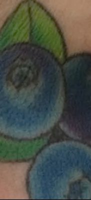 fotó áfonyás tetoválásról, kelt 2017.08.01. №045 - Áfonyás tetoválás -