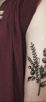 fotó az áfonyás tetoválásról, 2017.08.08., №082 - áfonyatetoválás -