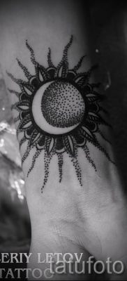 fotó fekete nap tetoválásról egy cikkhez a fekete nap tetoválás jelentéséről - tatufoto.ru - 39