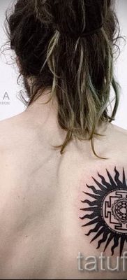 fotó a fekete nap tetoválásról egy cikkhez a fekete nap tetoválás jelentéséről - tatufoto.ru - 10