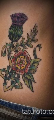 fotó a bogáncs tetoválásról (jelentése) - egy példa egy érdekes tetoválási tervre - 042