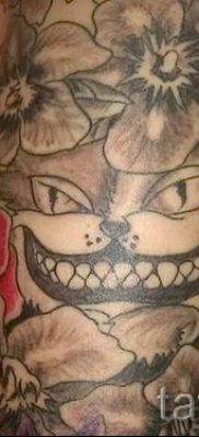 Cheshire -i macska tetoválás fotója a tetoválás tervezéséről szóló cikkhez - tatufoto.ru - 66