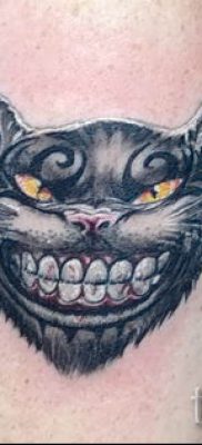 Cheshire -i macska tetoválás fotója a tetoválás tervezéséről szóló cikkhez - tatufoto.ru - 60
