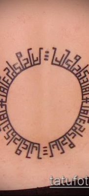 tetoválás számok fotó (érték) - egy példa egy érdekes tetoválási tervre - 015