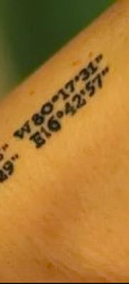 tetoválás számok fotó (érték) - egy példa egy érdekes tetoválási tervre - 008