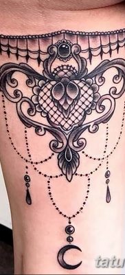 Fotó tetováló harisnyáról 2019.06.05 №037 - tetováló harisnyakötő -