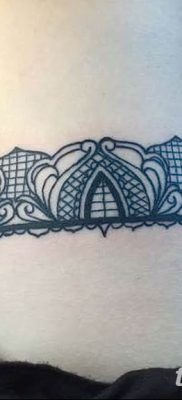 Fotó tetováló harisnyáról 2019.06.05 №063 - tetováló harisnyakötő -