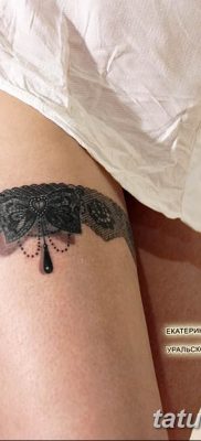 Fotó tetováló harisnyáról 2019.06.05 №072 - tetováló harisnyakötő -