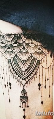 Fotó tetováló harisnyáról 2019.06.05 №086 - tetováló harisnyakötő -