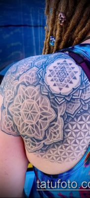 fotó tetoválóvirágról li (jelentése) - példa rajz - 051