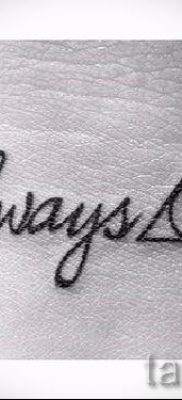 Снимка на татуировка на татуировка на дари на смърт за статия за значението на дизайна на татуировка - tatufoto.ru - 48