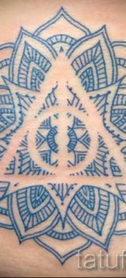 Снимка на татуировка на татуировка на дари на смърт за статия за значението на дизайна на татуировка - tatufoto.ru - 3