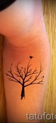 Fotó a fa tetoválásról - rajz a tetováláshoz 09122015 # 112