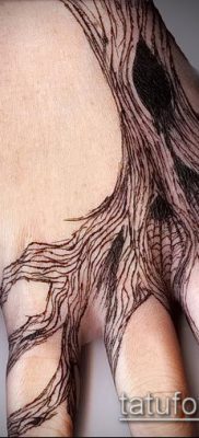 وشم شجرة مع جذور (معنى) - مثال على تصميم وشم مثير للاهتمام - 044