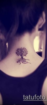 وشم شجرة مع جذور (معنى) - مثال على تصميم وشم مثير للاهتمام - 032