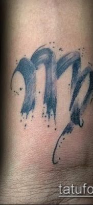 Zdjęcie tatuażu Panny (wartość) - przykład ciekawego rysunku tatuażu - 032