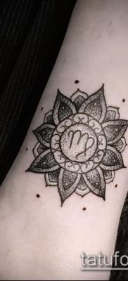 Zdjęcie tatuażu Panny (wartość) - przykład ciekawego rysunku tatuażu - 028