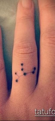 Zdjęcie tatuażu Panna (wartość) - przykład ciekawego projektu tatuażu - 011