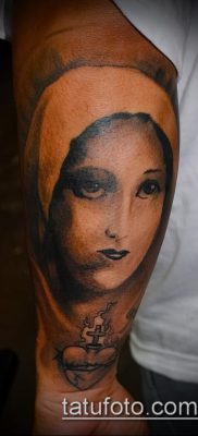 снимка на татуировка Дева Мария (значение) - пример за интересен дизайн на татуировка - 127