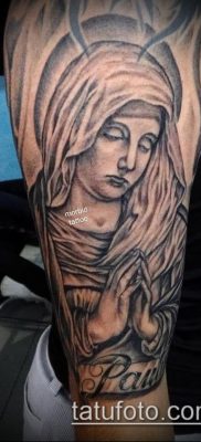 снимка на татуировка Дева Мария (значение) - пример за интересен дизайн на татуировка - 124