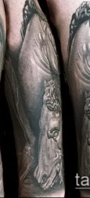 снимка на татуировка Дева Мария (значение) - пример за интересна рисунка на татуировка - 110