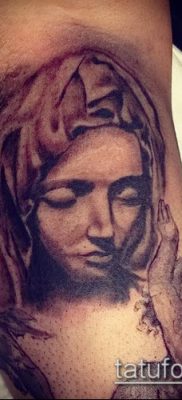 снимка на татуировка Дева Мария (значение) - пример за интересна рисунка на татуировка - 103