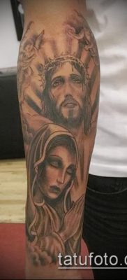 снимка на татуировка Дева Мария (стойност) - пример за интересна рисунка на татуировка - 097