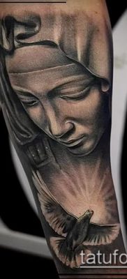 снимка на татуировка Дева Мария (стойност) - пример за интересна рисунка на татуировка - 036