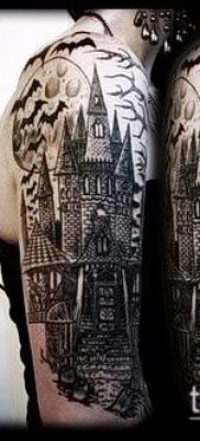 صورة وشم منزل (معنى) - مثال على تصميم وشم مثير للاهتمام - 027