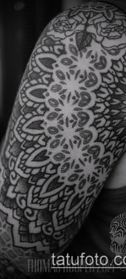 a pontmunka tetoválás # 597 egy rajz klassz változata, amely könnyen használható a véglegesítéshez és a vállon lévő tetováló tetováláshoz