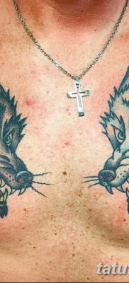 fotó két farkas tetoválásáról 2017. 08. 19. №040 - Két farkas tetoválása_