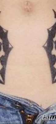 fotó tetoválás két maszk kelt 2017.12.21. №051 - két maszk tetoválása -