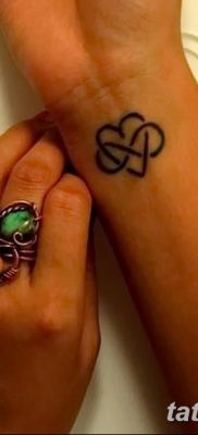 fotografija tetovaže dvostruke beskonačnosti od 09.12.2017. №093 - tetovaža dvostruka beskonačnost -