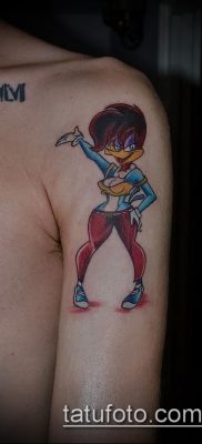 harkály tetoválás fotó (jelentése) - példa egy érdekes tetoválási tervre - 036