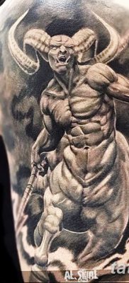 fotó tetoválás ördög 2017.08.25 -től №006 - Tetoválás 13 - Ördög tetoválás -