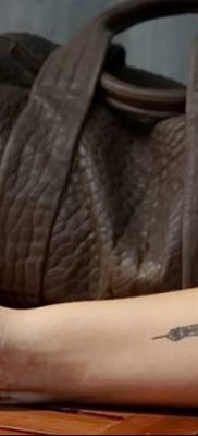 Fotó az Eiffel -torony tetoválásáról 2018.08.22. №088 - tetoválás Az Eiffel -torony -