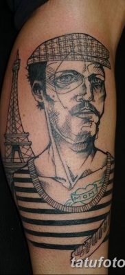 Fotó az Eiffel -torony tetoválásáról 2018.08.22. №157 - tetoválás Az Eiffel -torony -