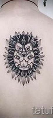 fotografija ježa tetovaže - primjeri za članak o značenju tetovaža jež - tatufoto.ru - 11