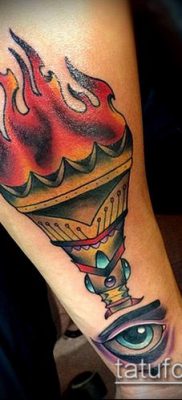 TORCH TATTOO # 125 cool je dizajn koji se lako može koristiti za transformaciju i tetoviranje baklje