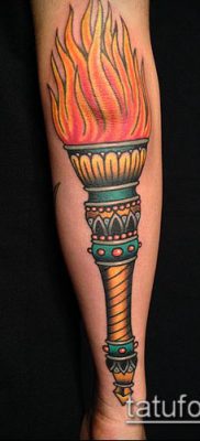 TORCH TATTOO br. 315 - jedinstvena verzija uzorka koja se lako može koristiti za transformaciju i primjenu baklje s golubicom kao tetovažu