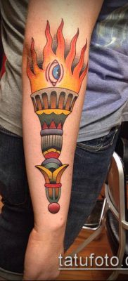 TORCH TATTOO # 317 je cool verzija uzorka koji se može uspješno koristiti za izmjenu i tetoviranje baklje na prstu