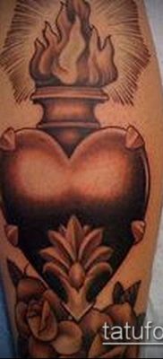 TATTOO TORCH No. 342 - zanimljiva verzija uzorka koji se lako može koristiti za izmjenu i crtanje baklje kao tetovaže