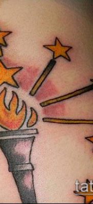 TORCH TATTOO No. 140 zanimljiva je verzija uzorka koji se može dobro upotrijebiti za finaliziranje i primjenu baklje u bodljikavoj žici kao tetovaža