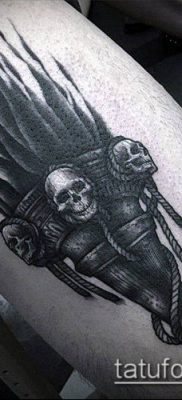 TORTA TATTOO # 7 cool je verzija crteža koja se može uspješno upotrijebiti za finaliziranje i nanošenje baklje na nogu kao tetovaža