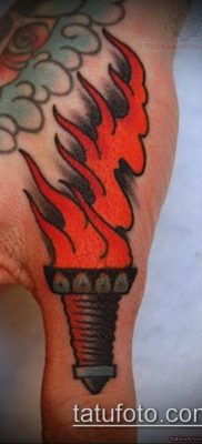 TACTOO TORCH No. 217 - zanimljiva verzija uzorka koji se može dobro koristiti za izmjenu i tetoviranje baklje i bodljikave žice
